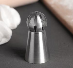 Насадка кондитерская «Сфера.Прорези с каплей и звездой», d=3 см, вых. 2,3 см